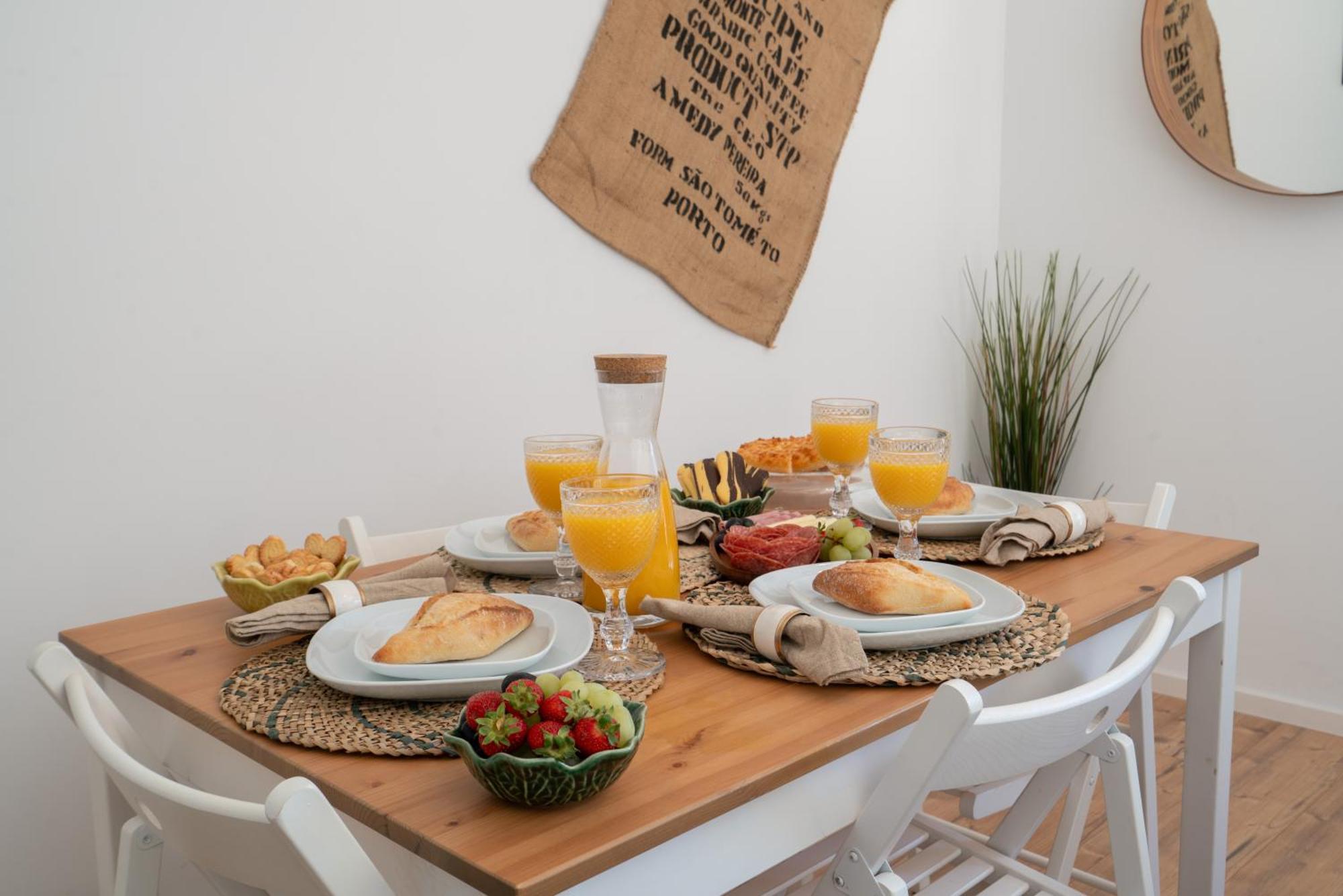 Host Wise - Charming Welcoming Flat - Centrally Located Porto Buitenkant foto